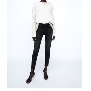 NWT Zara Mid-Rise Skinny Jeans asymmetrical hem